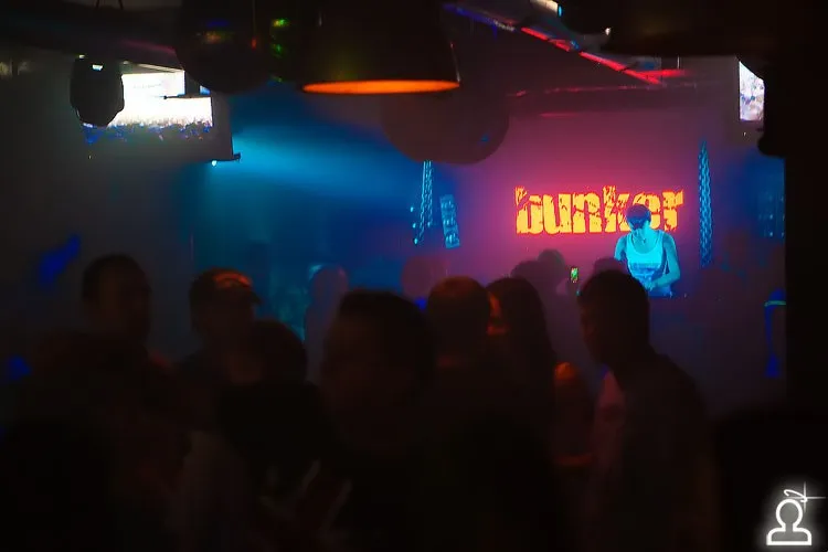 PRAVDA VS BUNKER - DJ NASTYA Beauty