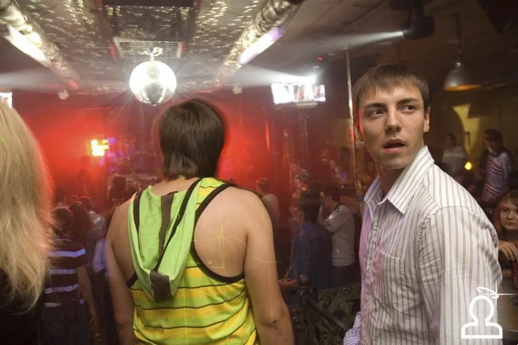 Global party - SEVEN