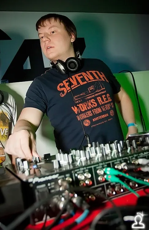 4 года Re_Play community / Marc Romboy