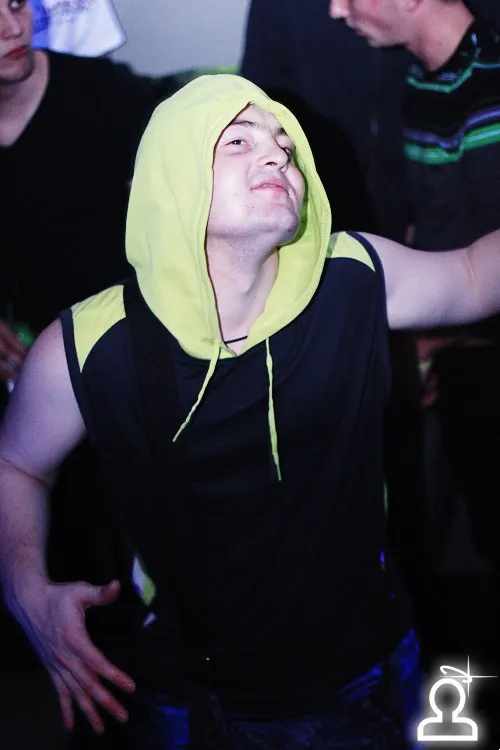 D&B ARENA / DJ BES