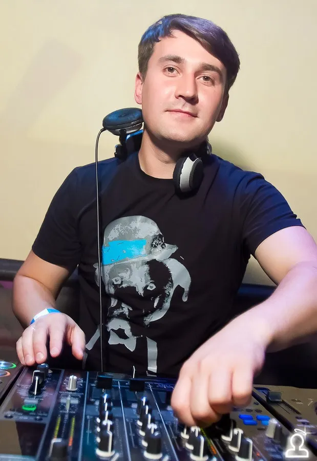After Party Sunvibes - "Flash Back"