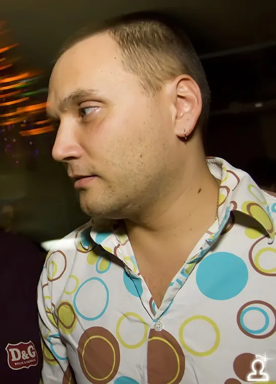 Dj Makarenko