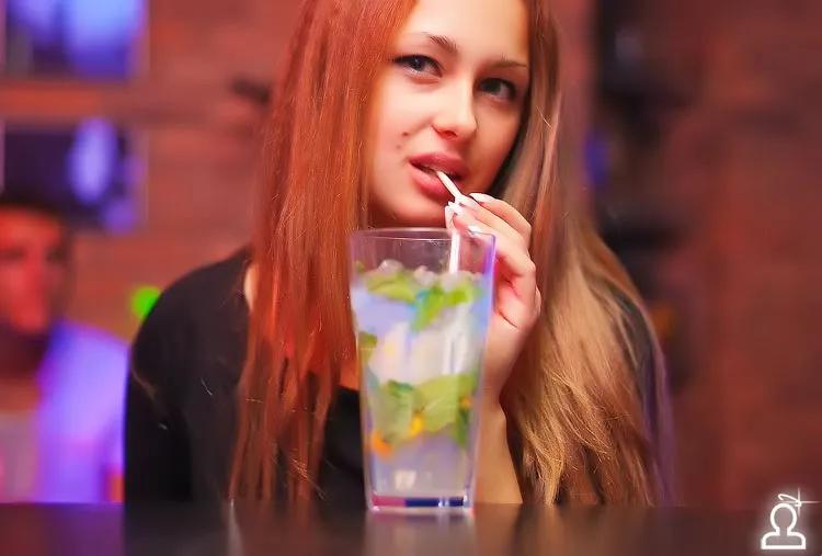 SUMMER JET - DJ She & feat Аdriana