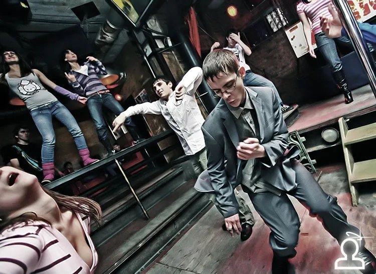 JumpStyle vs TecktOnik