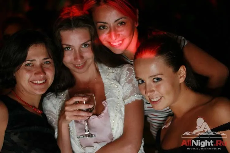 WEST`S COAST PARTY