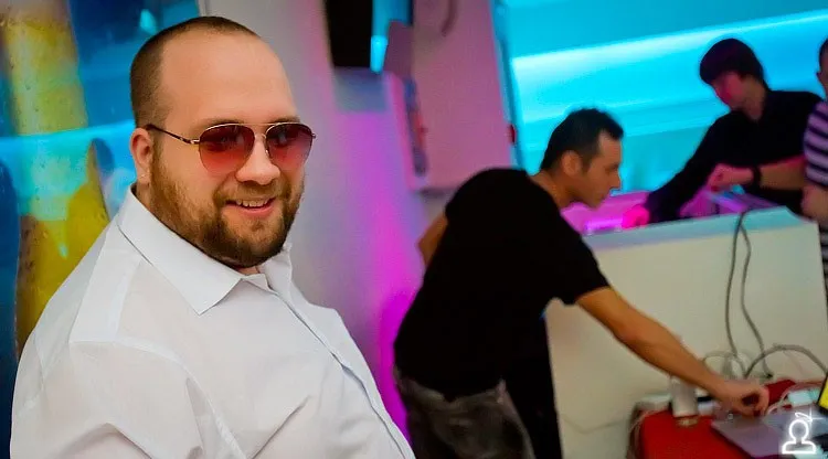 SHARK DJ Community Beginning / Юрий Усачев