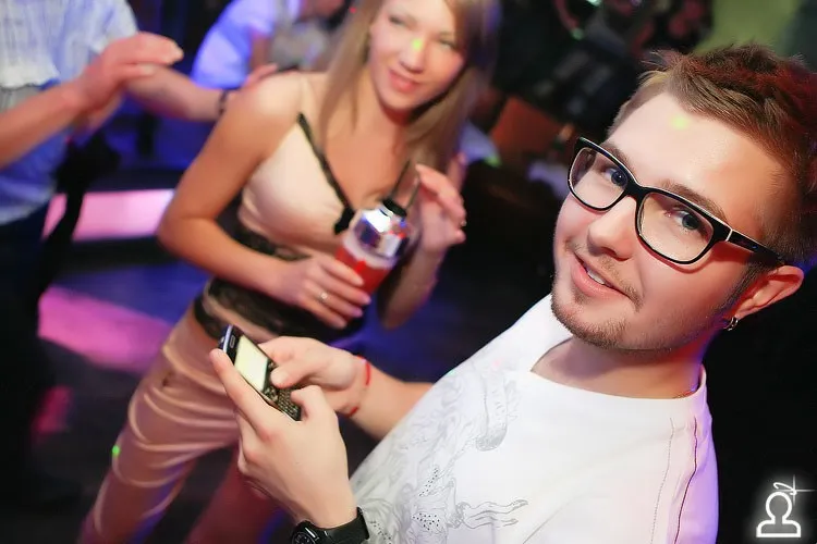 Staff party: антибармен июня