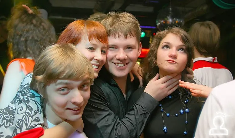 Happy New Year Pre Party: ГУДБАЙ ПИГГИ!