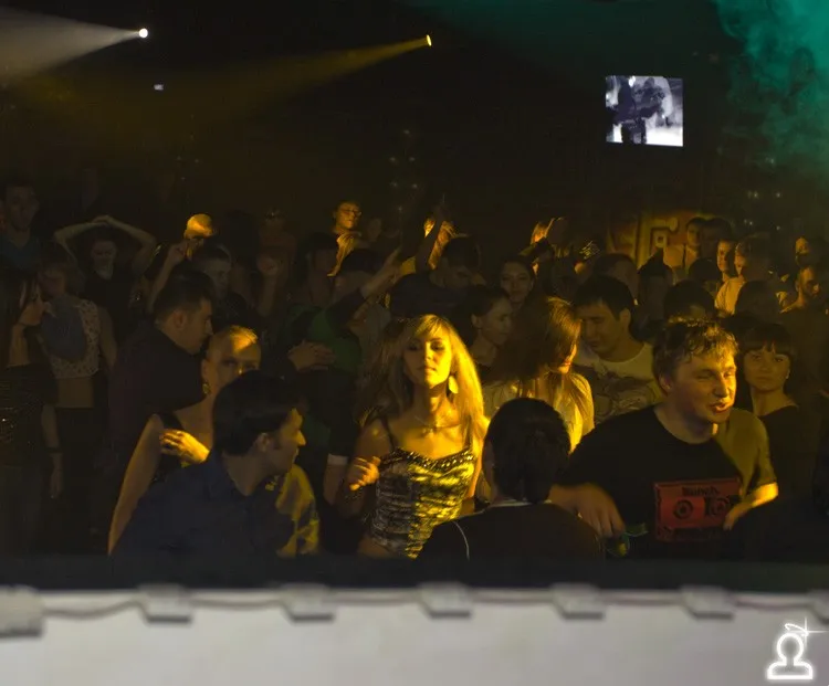 Happy Birthday club 8 years old / Dj Chriss Ortega
