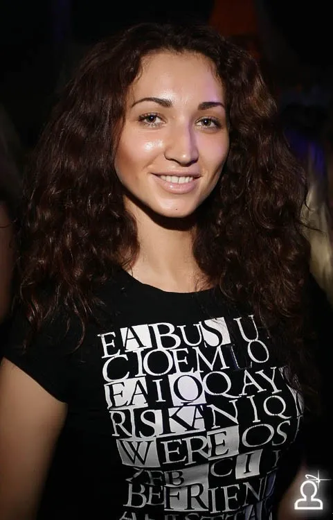 Stylezz / Famous