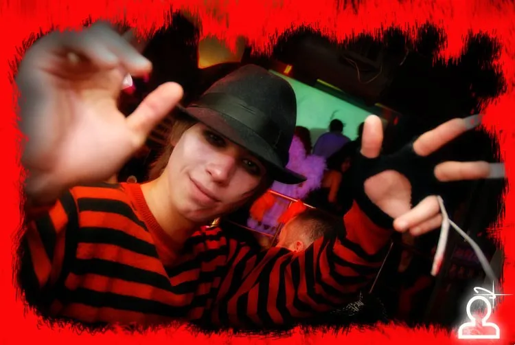HALLOWEEN PARTY "АНГЕЛЫ VS ДЬЯВОЛОВ" / DJ Napsugar