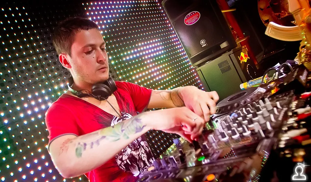DJ B-Voice