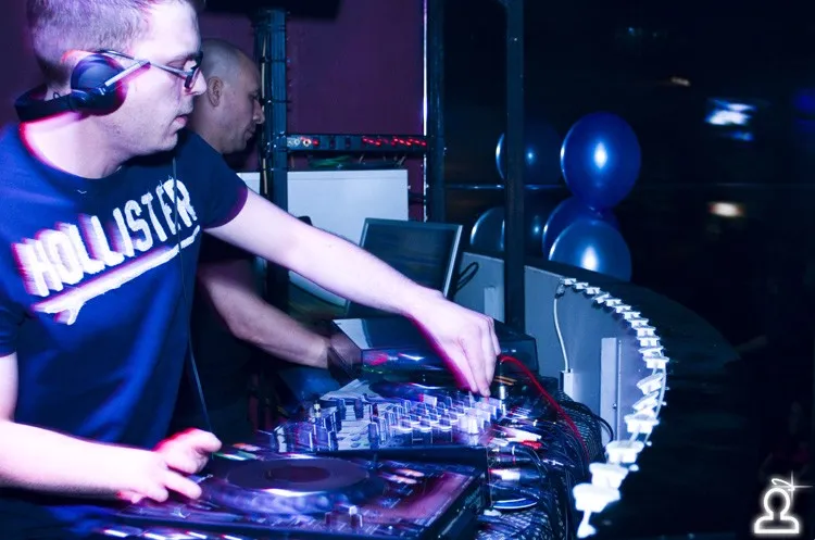Happy Birthday club 8 years old / Dj Chriss Ortega