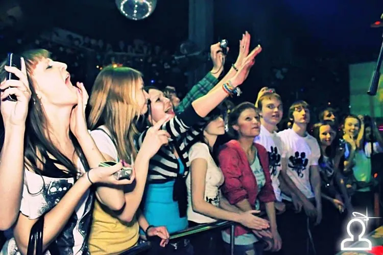 NOIZE MC