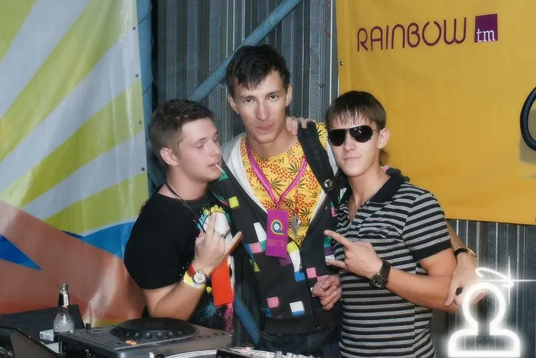 ELECTROBEACH