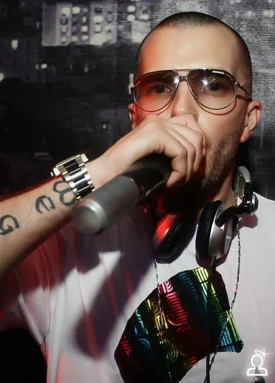 DJ DLEE