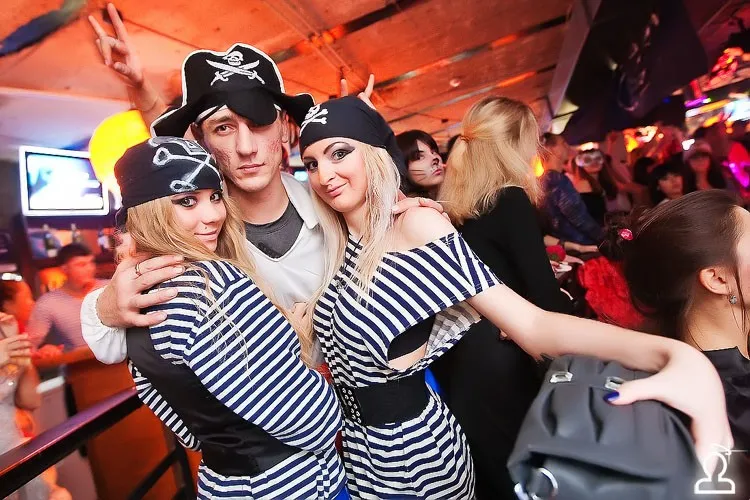 Halloween - Охотники за вампирами