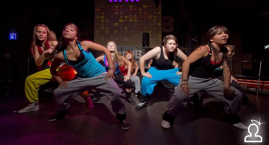 SHAKE IT PARTY