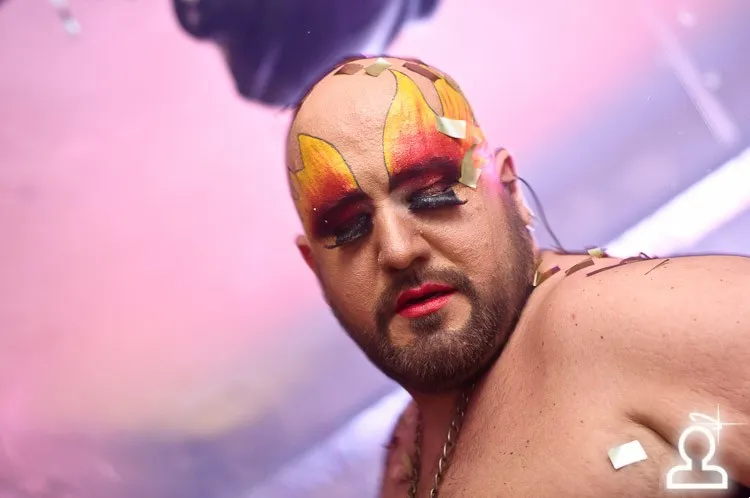 HARD TON DISCO QUEEN