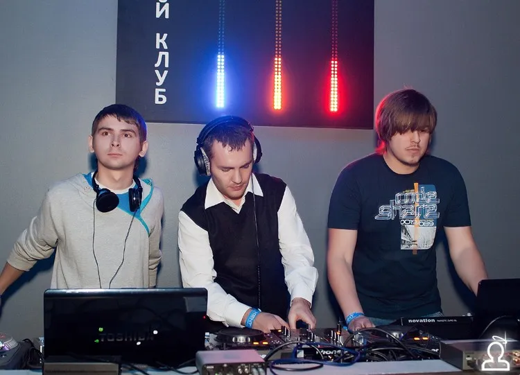 Начало / Dj Tom Pooks