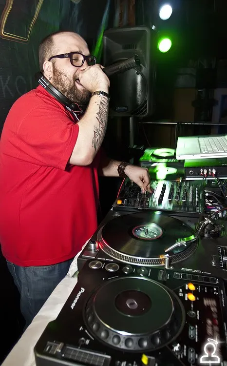 Dj Begowatt & DMC Feel