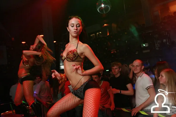 Dj Dlee - Barby - ДУРА!