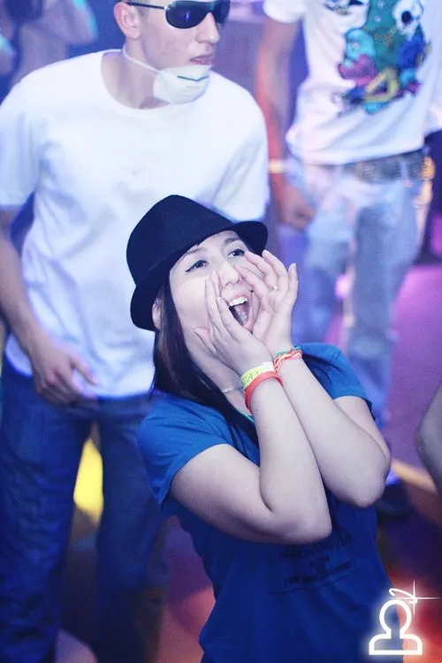 D&B ARENA / DJ BES