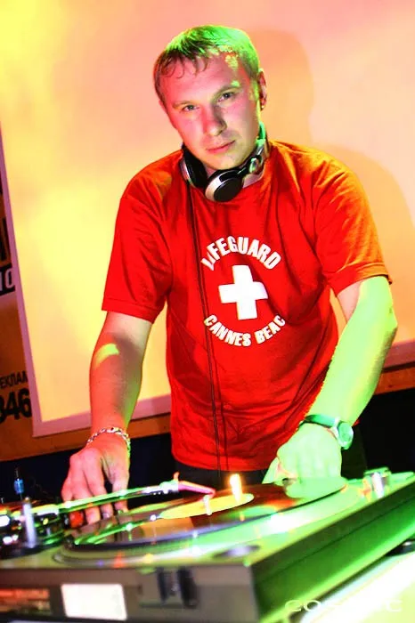 Dj Grad