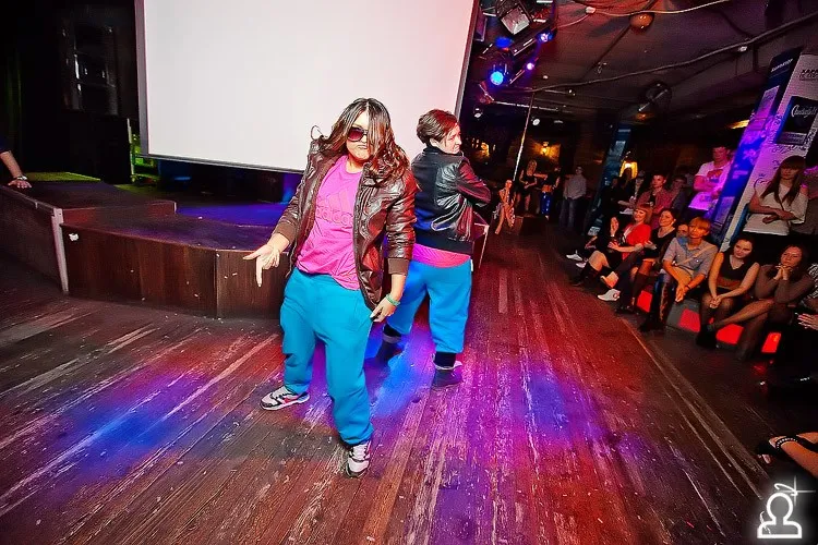 Shake it party