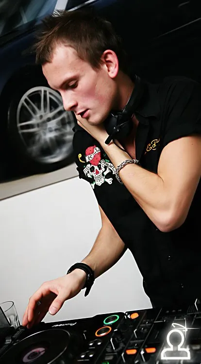 DJ SLAVA MOOK