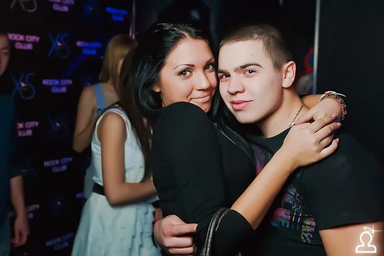 BEN DJ & MELANIE ESTELLA