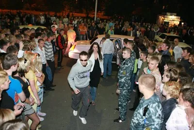globus air party