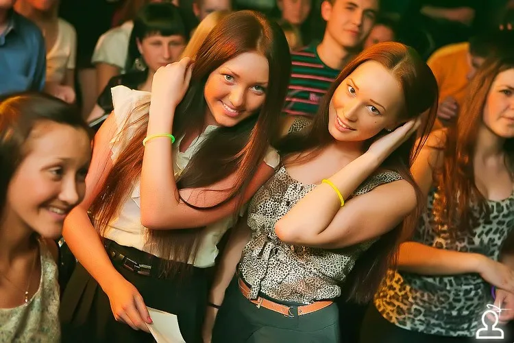 Конь педальный