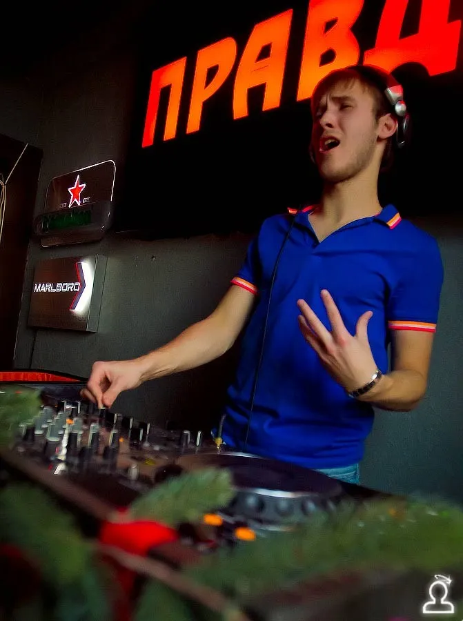 SWANKY TUNES