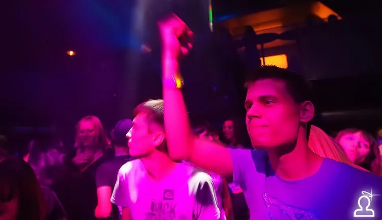 SUMMER JET - DJ She & feat Аdriana