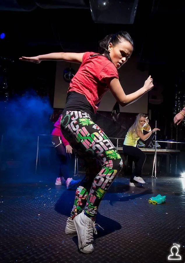 SHAKE IT PARTY