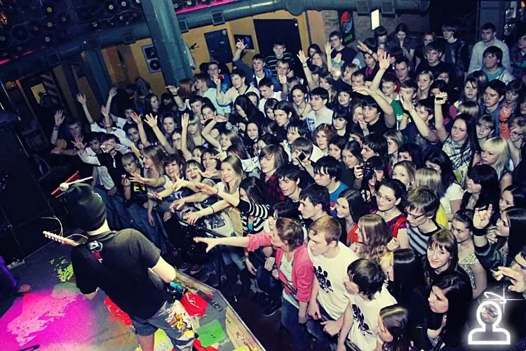 NOIZE MC