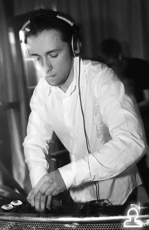 DJ NICK GLAMOUR