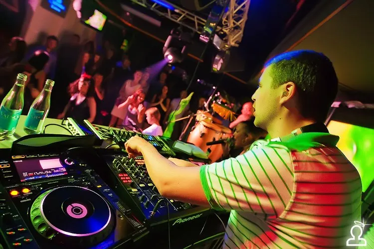 BACARDI MOJITO LIVE SHOW