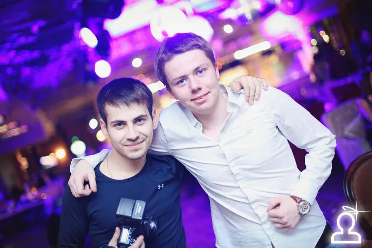 Dj Zharov