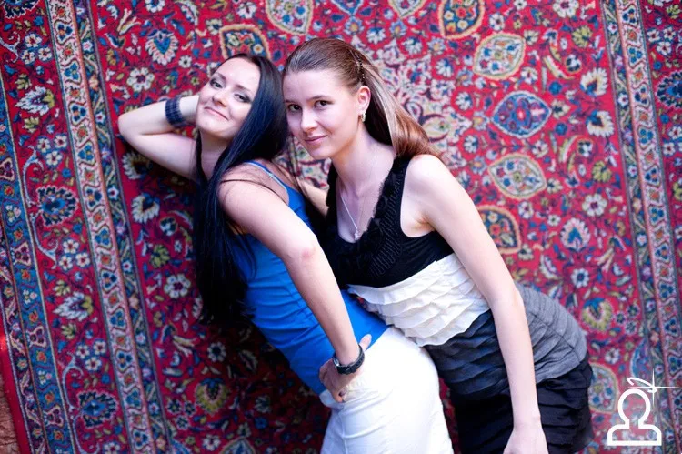 На аву
