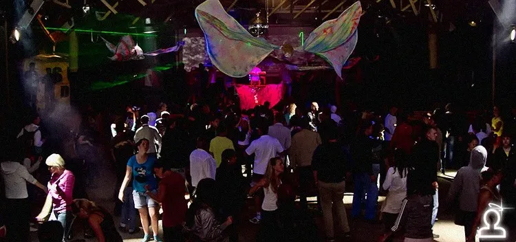 BUTTERFLY DJ SESSION 2011 / 2я ночь