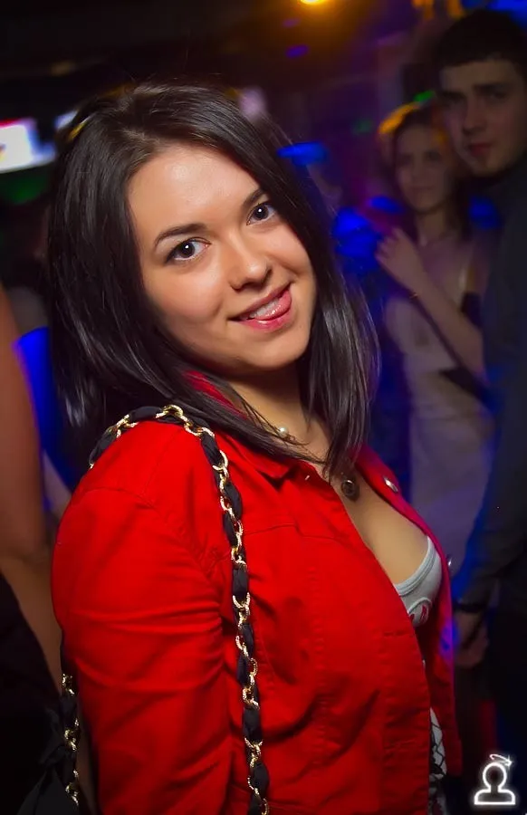 Голый пистолет