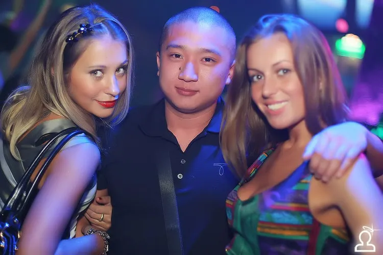 День независимости от бара