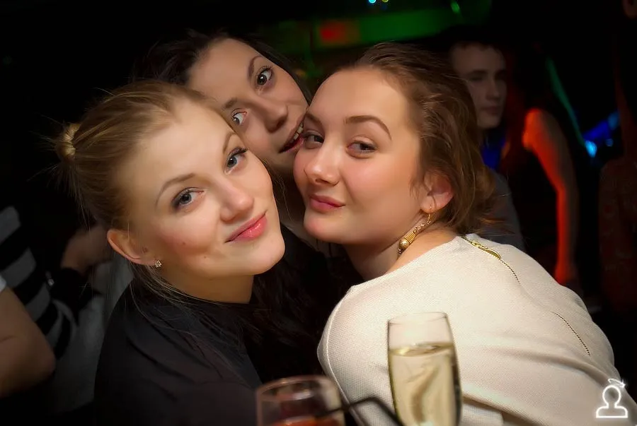 НОВЫЙ ГОД, УХОДИ