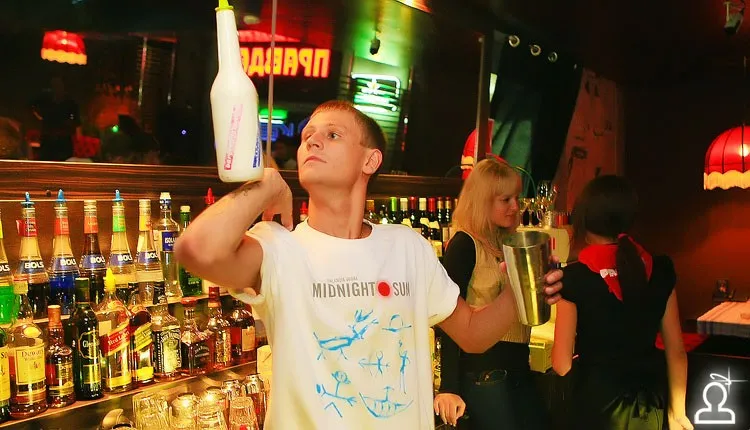 Staff Party: Мисс мокрая майка
