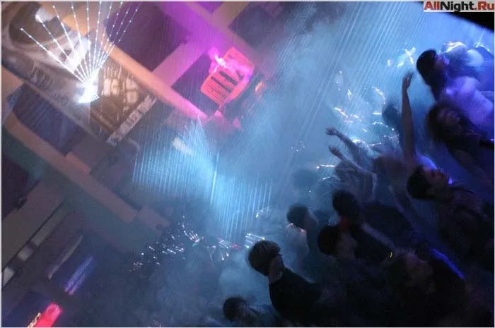 Gatecrasher 2004