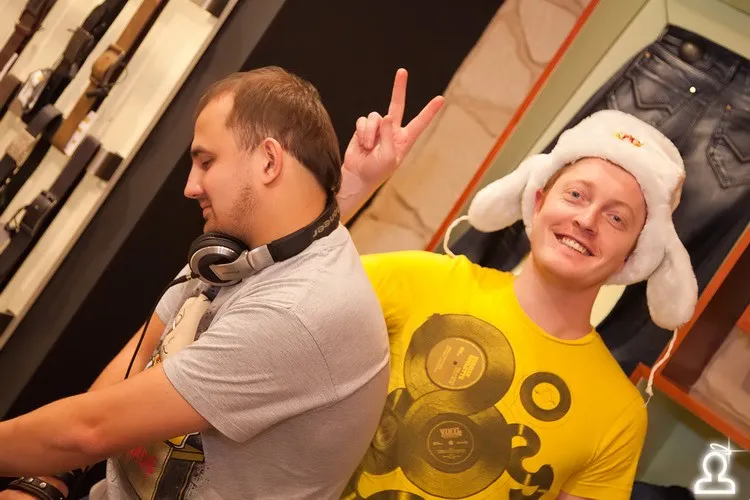 3 года ENERGIE & MISS SIXTY