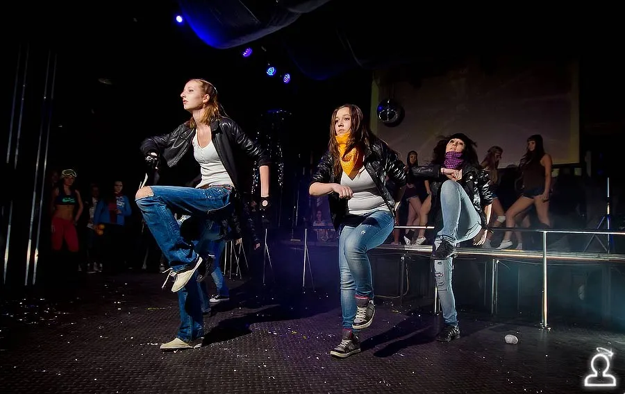 SHAKE IT PARTY