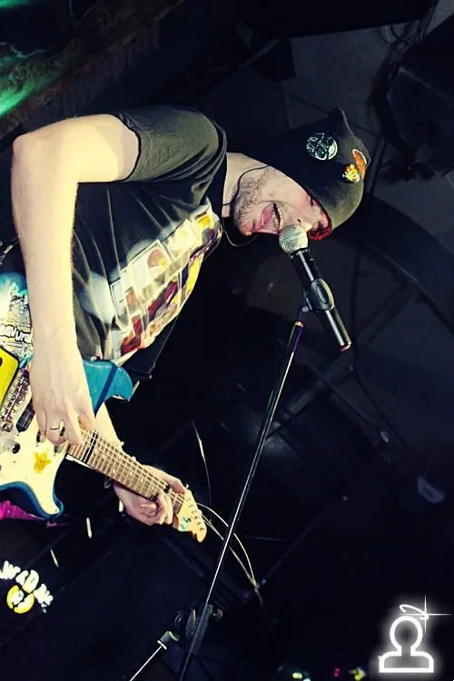 NOIZE MC